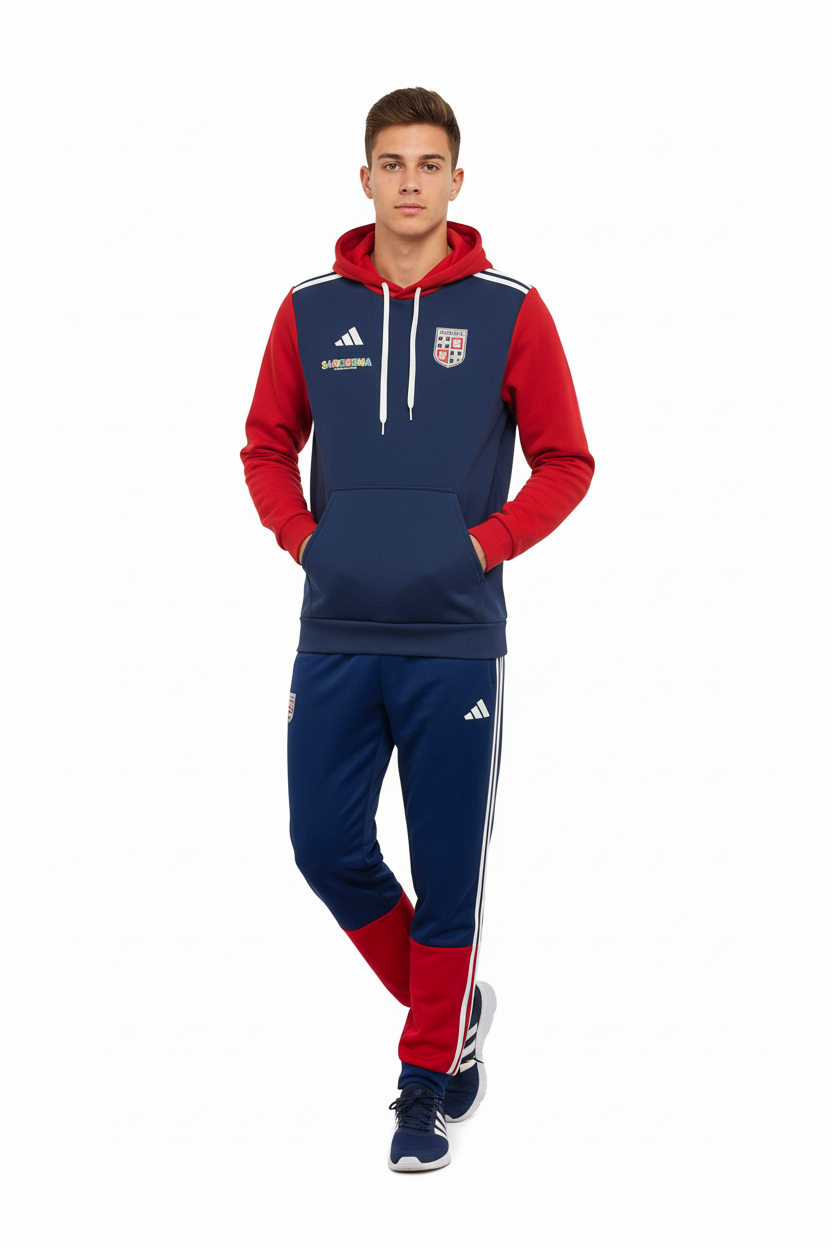 Modello con Tuta TORRES - Logo Adidas sul Pantalone
