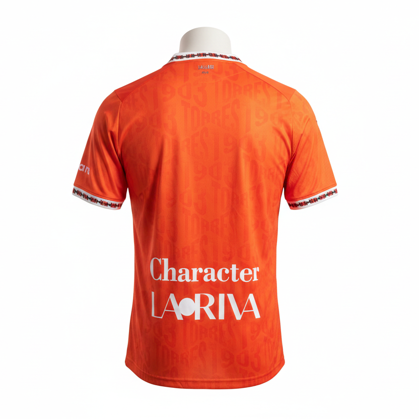 Retro maglia Torres ghost mannequin